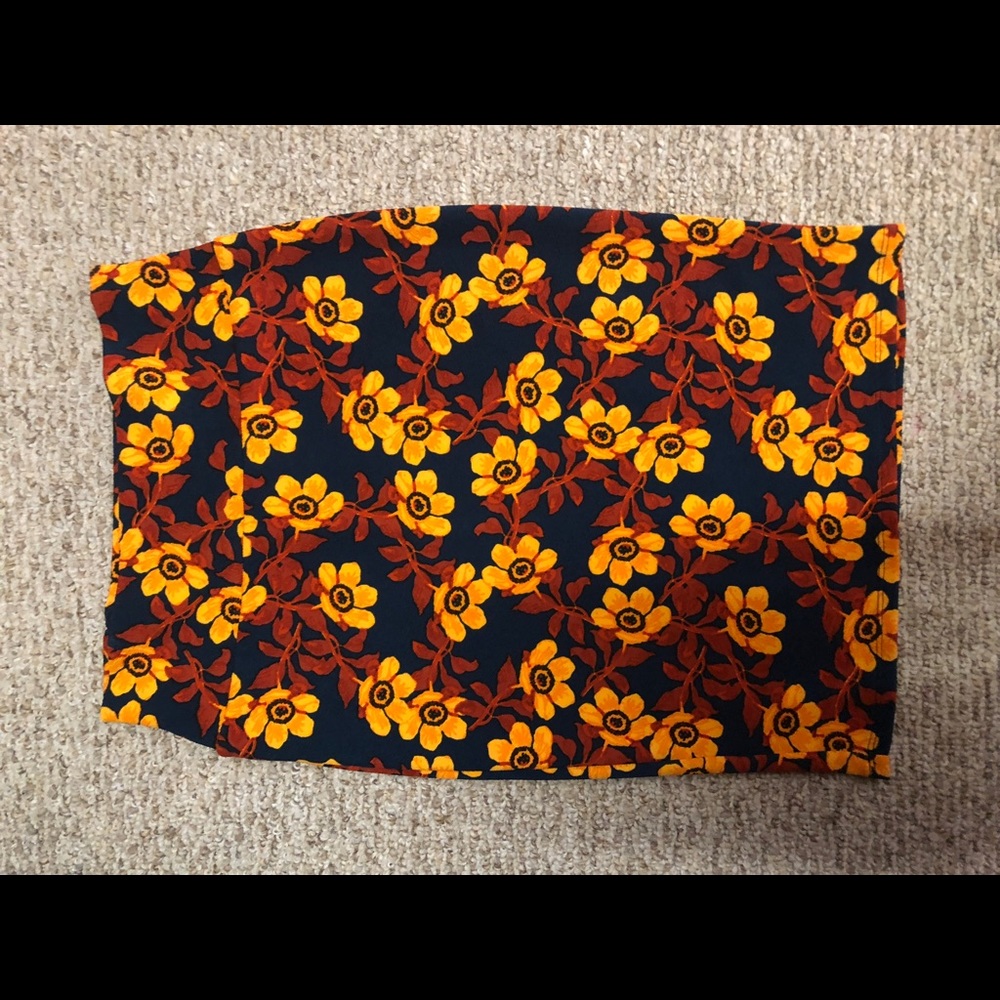 Nwot Cassie lularoe pencil skirt